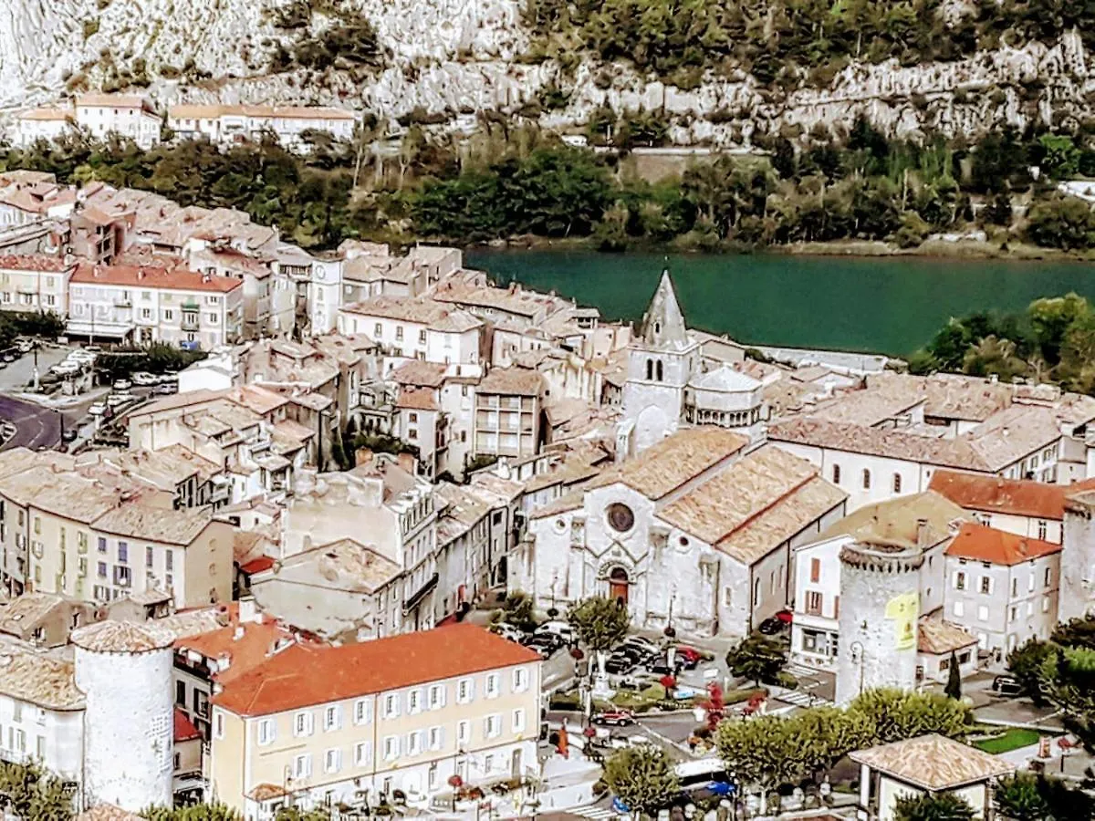 Les Mirabelles Chambres D'Hotes Sisteron France