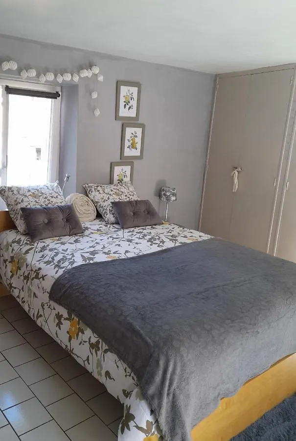 Bed & Breakfast Les Mirabelles Chambres D'Hotes Sisteron